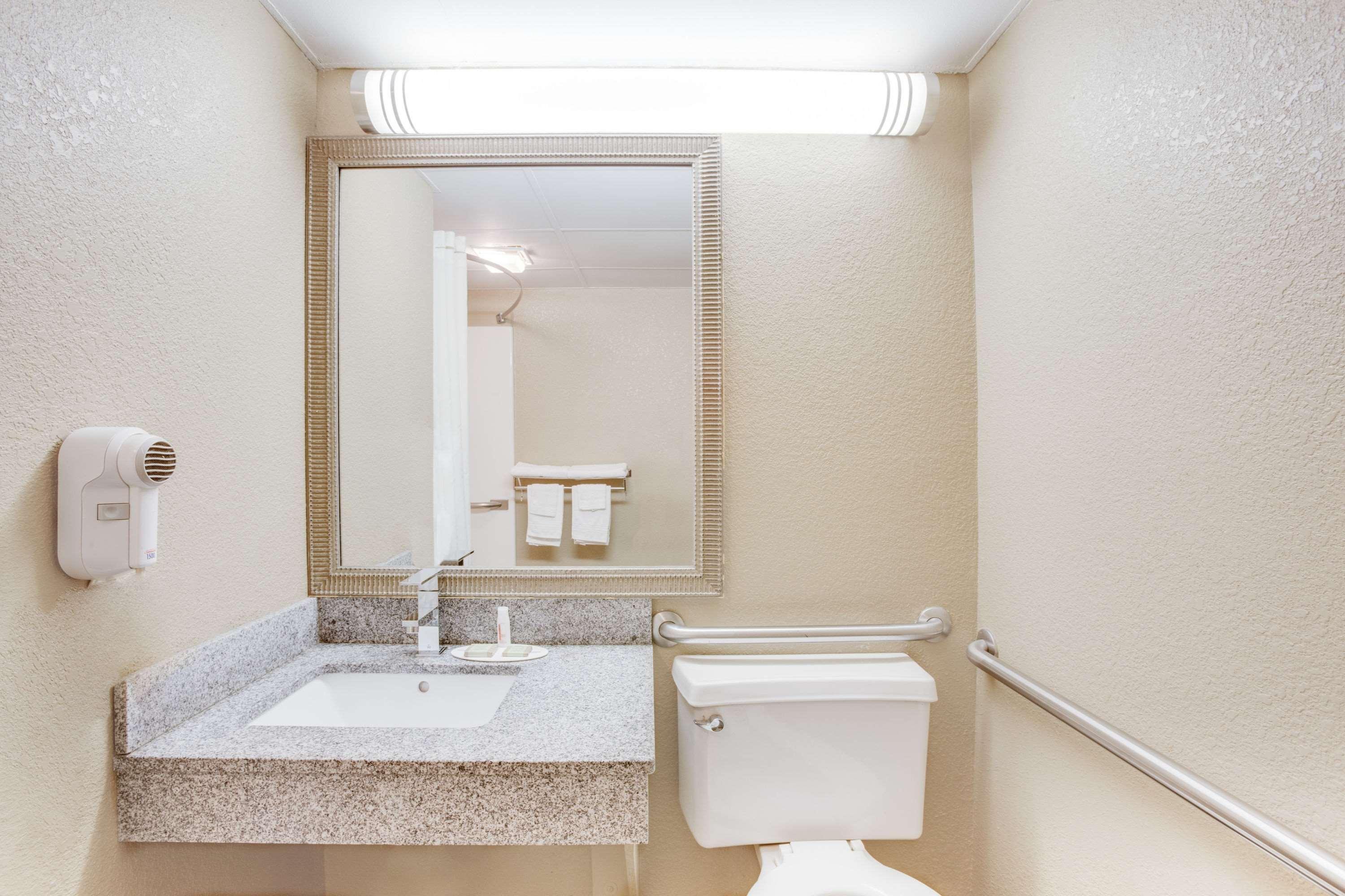 Super 8 By Wyndham Morrilton Motel Buitenkant foto