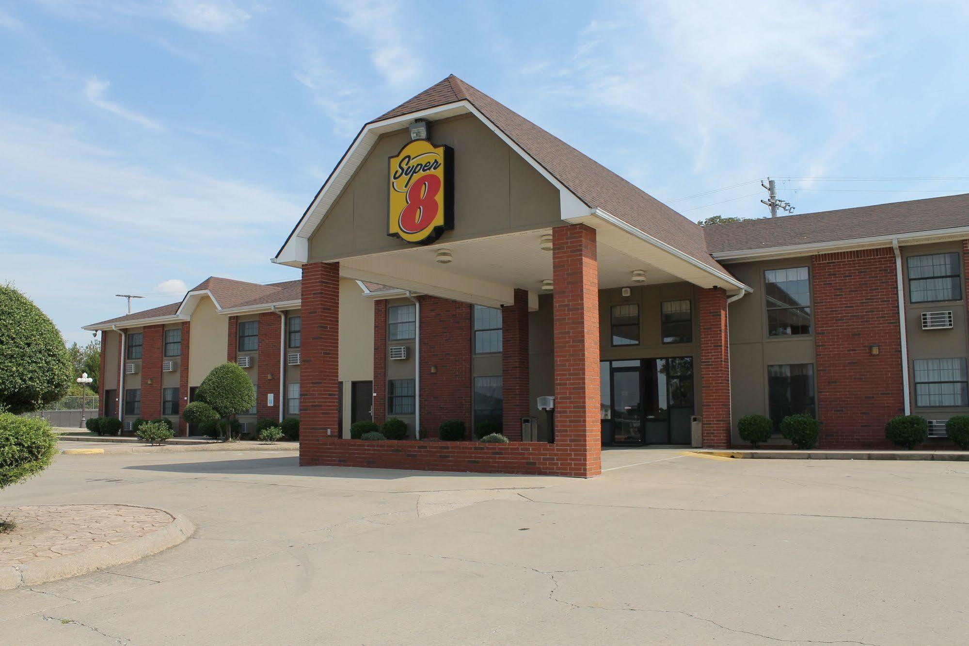Super 8 By Wyndham Morrilton Motel Buitenkant foto